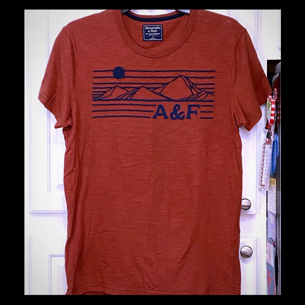 ABERCROMBIE & FITCH Shirt Size (S)
